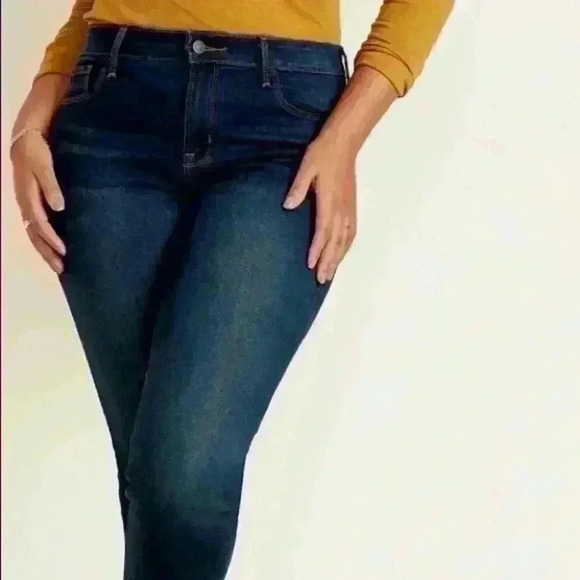 Old Navy Curvy Jeans - Picture 1 of 10
